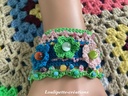 Bracelet broderie de perles et crochet bleu